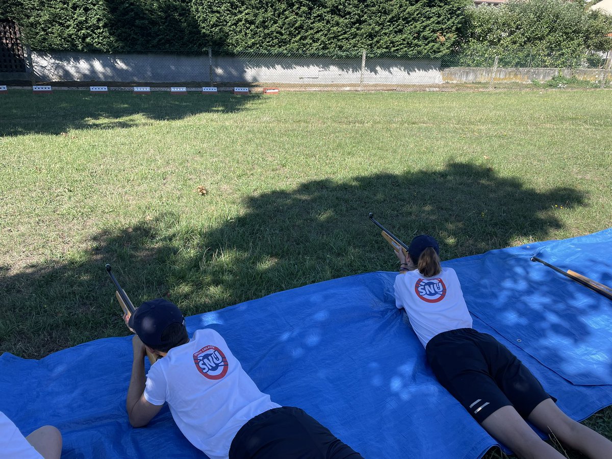 CdosHteLoire's tweet photo. Journée Olympique aujourd’hui dans le cadre du Service National Universel (SNU)🇫🇷 à Brives-Charensac. 

➡️ Les Comités et Clubs présents pour faire decouvrir leurs activités.

Merci à tous pour cette journée! 👏🏽

#journeeolympique2022  #snu 

@DSDEN_43 
@Prefet43 
@CdosHteLoire https://t.co/QZAI6rL2gM
