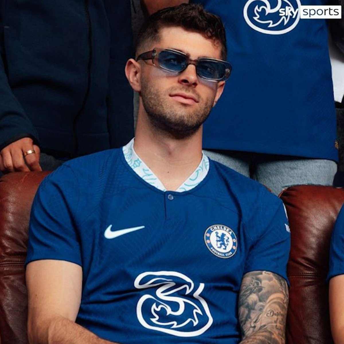 SkySportsPL's tweet image. Chelsea have unveiled their new home kit for 2022/23! 🔵