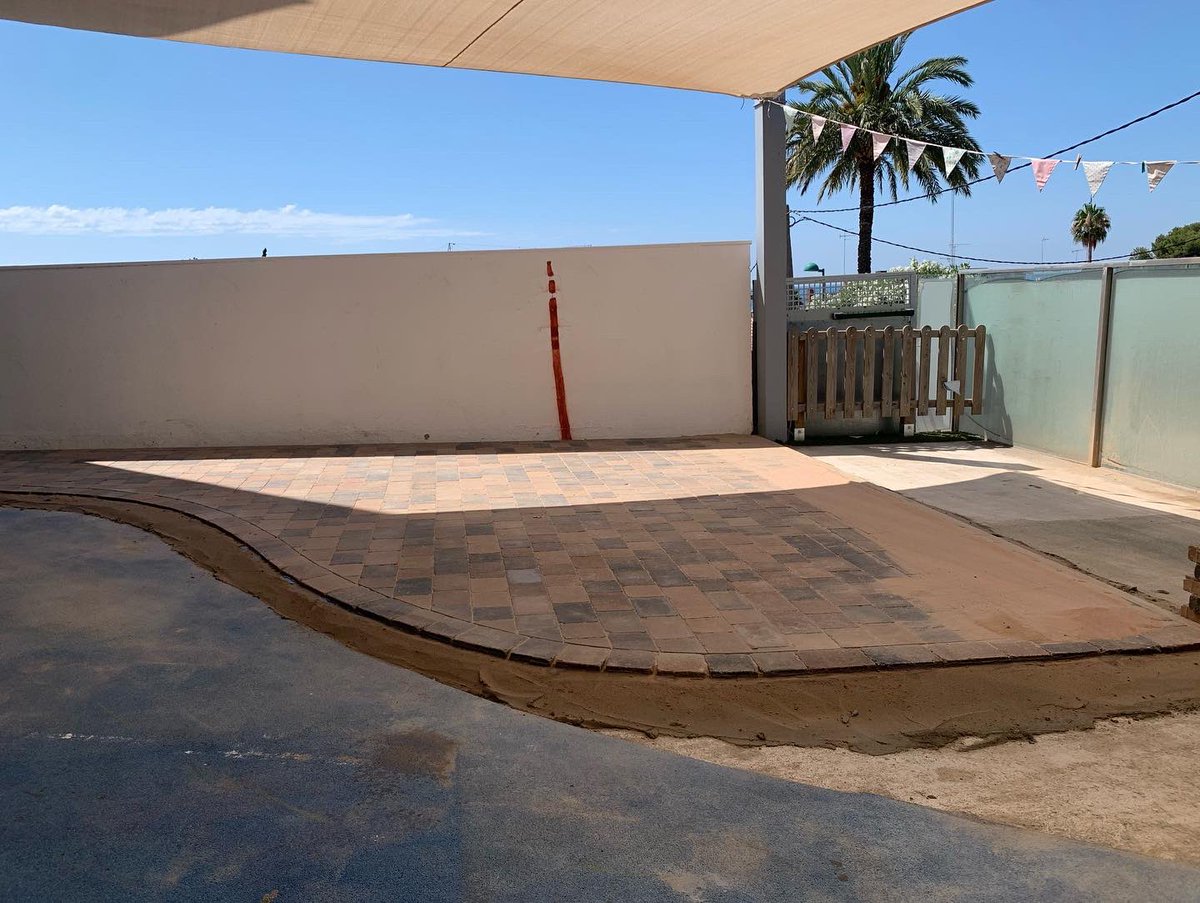 EY_BSBS's tweet photo. Work is well underway in our outdoor environment @BSB_Barcelona Sitges #BSBSitges  with completion expected very soon! A paved space for water, huge sandpit, slides and climbing equipment are among the changes. #earlyyears #CognitaWay @CognitaSchools https://t.co/NoHaO0flwh