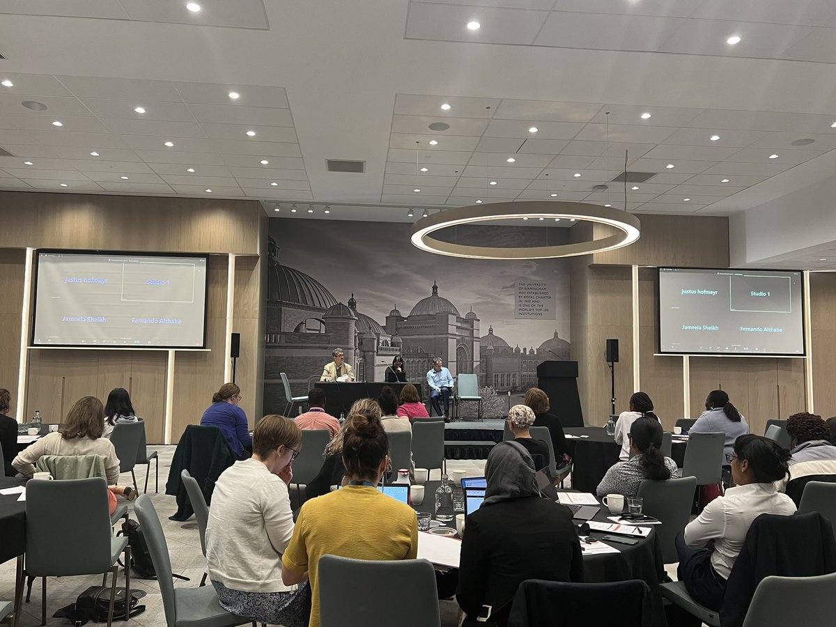 GLOWConference tweet media