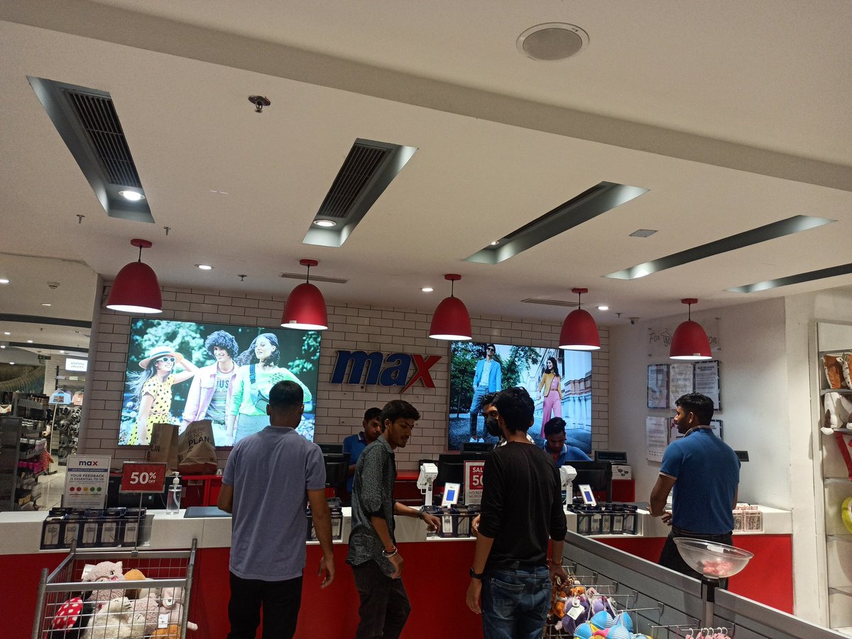ShivamS22763098's tweet photo. @maxfashionindia very poor service visited today at Max in greater Noida bought some shirts paid 3000 and it's nearly half an hour waiting for clearance of my payment made through card and they are continuously saying it's a problem of some services of payment on their end 😑🤐 https://t.co/NJ8W5AS209