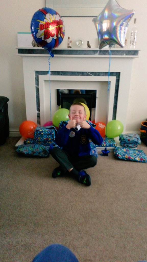 Michell98804669's tweet photo. Wishing my lovely boy a happy 7th birthday 🎈 🎂 https://t.co/kMfVNzRTwH