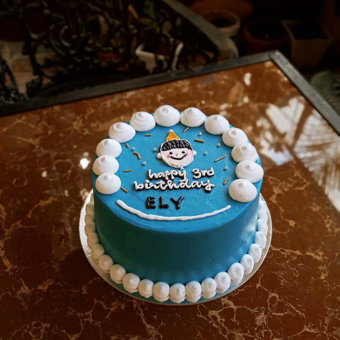 FlavoryBlends's tweet photo. Sprinkling you with birthday wishes ~ 

Customized your own birthday cake 💗

#flavoryblends✨ #minimalistcakeph #minimalistcake #customizedcakes #dedicationcake https://t.co/1lvHtLh4M9