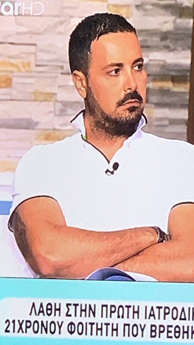 spinigonzales's tweet photo. #staralithies Dracula 🧛‍♂️ style 😂😂😂😂 https://t.co/Ogj8MbPIQ8