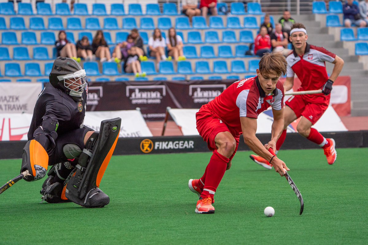 𝐌𝐢𝐬𝐭𝐫𝐳𝐨𝐬𝐭𝐰𝐚 𝐄𝐮𝐫𝐨𝐩𝐲 𝐇𝐨𝐜𝐤𝐞𝐲𝟓𝐬 🇵🇱

Dzisiejsze mecze Polaków: 
🔜 ⏱ 14:00 | 🆚 Ukraina
🔜 ⏱ 18:00 | 🆚 Armenia

🎥 Transmisja NA ŻYWO ⤵️
⏩ eurohockeytv.org
______________
<a href="/SPORT_GOV_PL/">Ministerstwo Sportu i Turystyki</a> 
<a href="/Grupa_Enea/">Enea</a> 
<a href="/eurohockeyorg/">EuroHockey</a> 
<a href="/DomoSportsGrass/">Domo® Sports Grass</a> 
<a href="/FIH_Hockey/">International Hockey Federation</a>