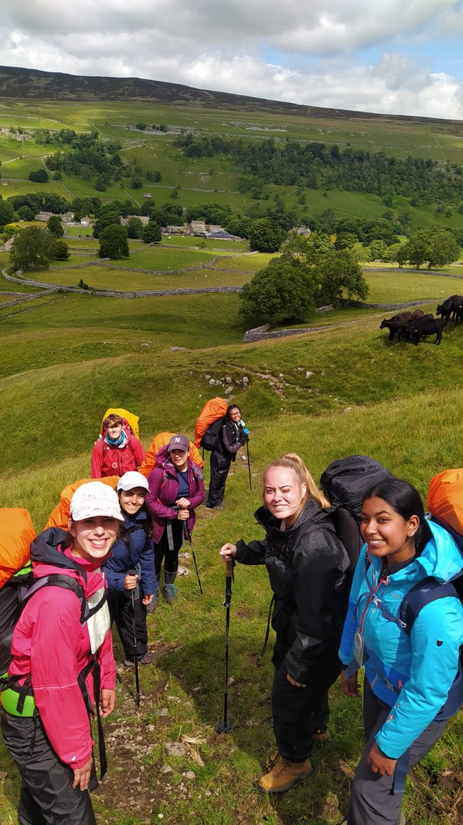 CarmelWorkEx's tweet photo. They're back!! @AlfrescoA @DofENorth @DofE the buzz from their trip is infectious! Another incredibly successful D of E trip!! Onwards to next year...#campingrocks #MakingMemories #thegreatoutdoors #teamwork https://t.co/WUqivngjjS
