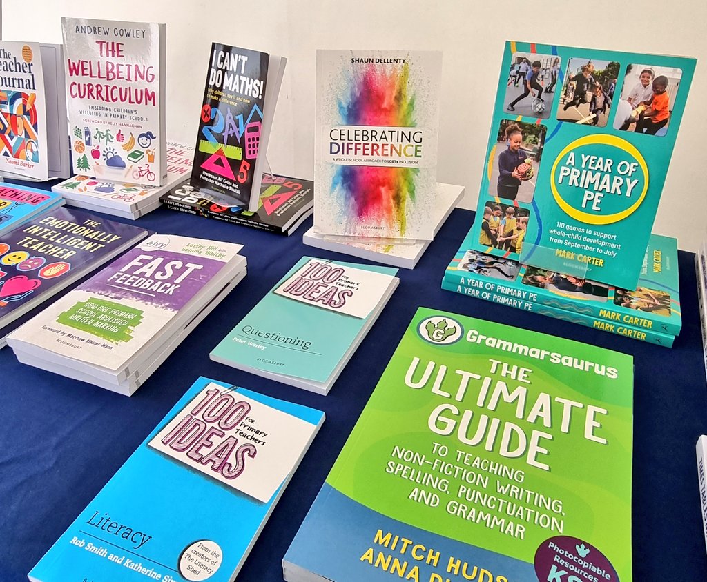 BloomsburyEd's tweet photo. We're so excited to be at #EducationFest today with some brilliant books! Make sure to pop by and say hi 👋 

You can also get a whopping 30% off all our books in-person or online from https://t.co/1qS1FXVlaq @EducationFest https://t.co/l7OoVkD9Ld