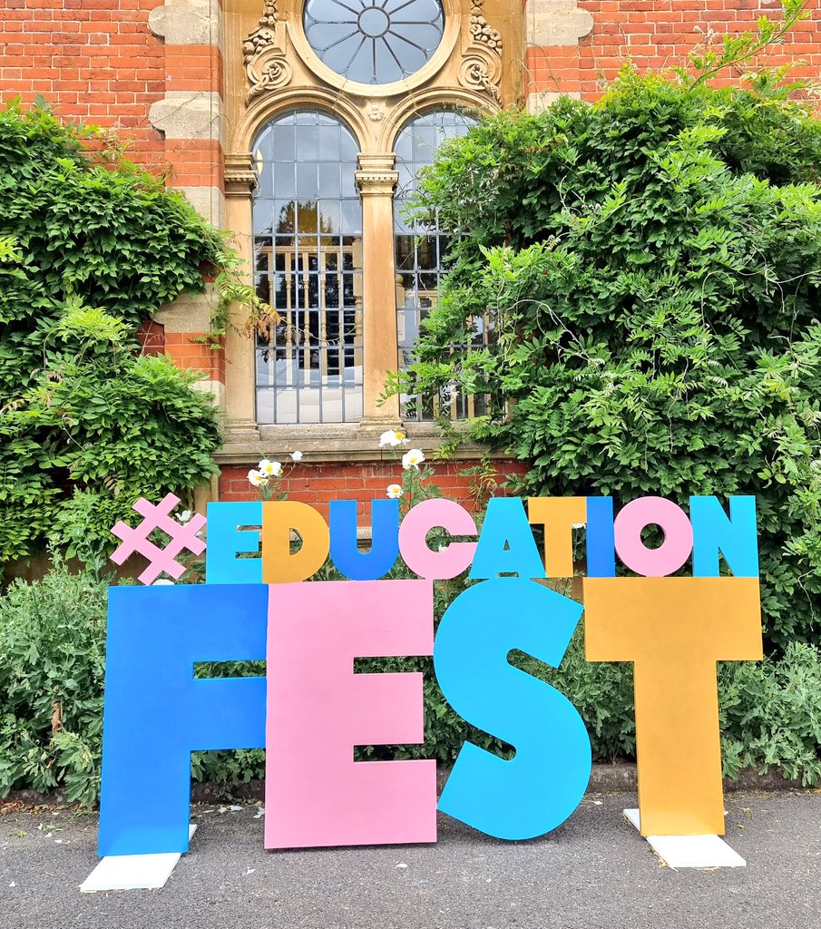 BloomsburyEd's tweet photo. We're so excited to be at #EducationFest today with some brilliant books! Make sure to pop by and say hi 👋 

You can also get a whopping 30% off all our books in-person or online from https://t.co/1qS1FXVlaq @EducationFest https://t.co/l7OoVkD9Ld
