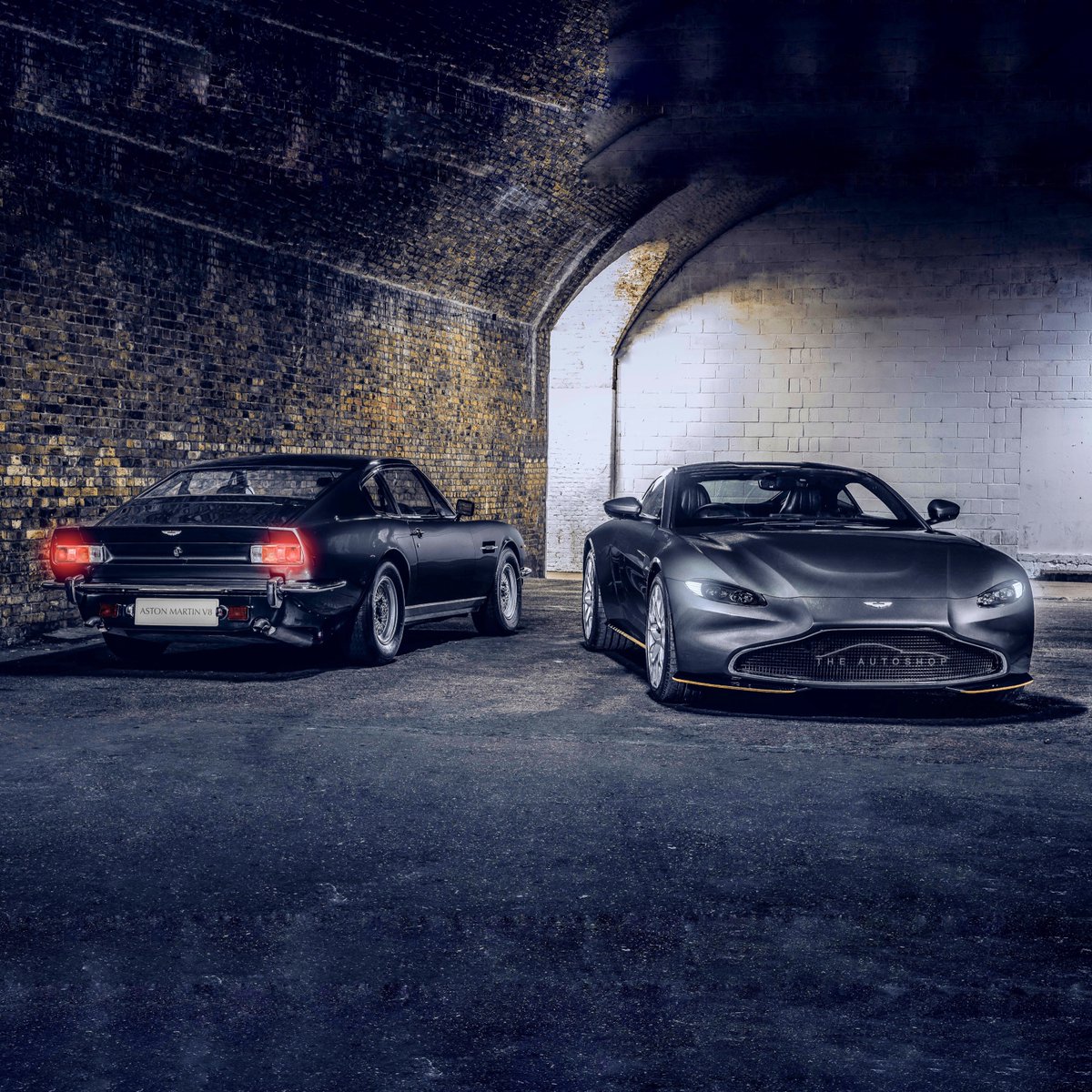 autoshopstroud's tweet photo. The DBS Superleggera’s 5.2-litre V12 twin-turbocharged engine is the car’s range-topping status while its torque peak, at 900Nm, the greatest torque figure for any roadgoing Aston Martin yet produced.

#autoshopstroud #astonmartinbodyshop #astonmartinrepairs https://t.co/dHAsGfZLsD