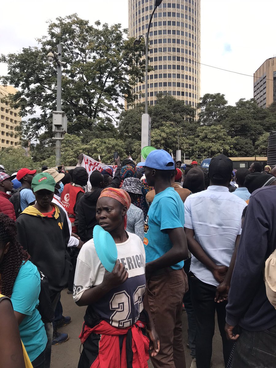 AngazaNoth's tweet photo. ✊🏿✊🏿
#NJAARevolution
#SabaSabaMarchForOurLives. @SautiKayole @Grassrootslib @TKJIC1 @KariobangiSJC @KayoleCJC  @DandoraJustice @DonKreartives @omaresammy @BonnyNjugunaa @ArogoNyang @UhaiWetu @MathareSJustice https://t.co/0qmbNZMVkA