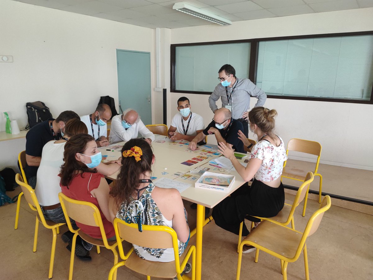 HerschelMargaux's tweet photo. In the #DiadESproject @AtlanticArea we created a serious game to discuss diadromous fish management facing global change : DiadESland ! 
 Participants of the #DiadromousConference2022 got to discover this tool. Who said serious games could not je fun? 🐟🌍 https://t.co/ZdON5UW41w