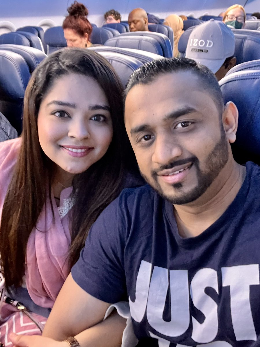 Ejazsaiyed's tweet photo. At 35000 feet, Thanks to @TMobile’s #CoverageBeyond I was able to stay connected while in the air today. 🛫📱🛬. Meanwhile, Wife’s face while I talk about coverage beyond to the person next to us! She is switching from verizon soon!😃 See you soon Canada 🇨🇦 #PTO https://t.co/t4vHVkLUKM