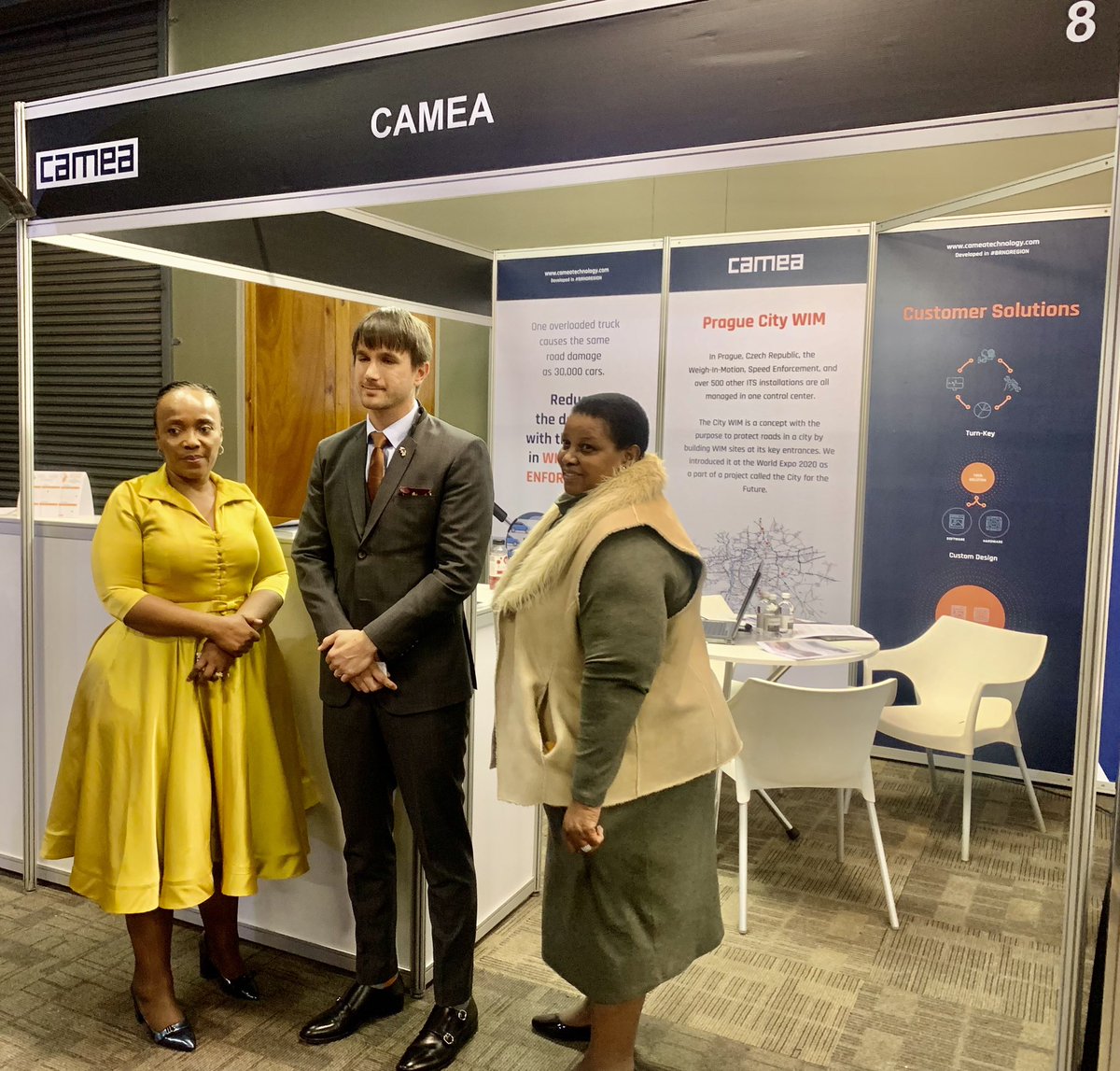 DavidVaverkaCZ's tweet image. Thank you Honourable DM of Transport @SindiChikunga for visiting @CameaTechnology at the #SATC @transport_sa. We look forward to further cooperation between #Czechia 🇨🇿 and #SouthAfrica 🇿🇦 in transport and technology! @transport_sa @Dotransport @ed_mzvcr @mzvcr @Seanhlomane