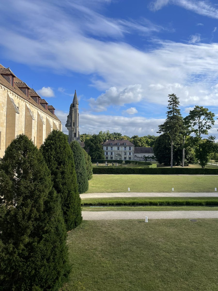 robertasavli's tweet photo. Amazing place to discuss the future of health in Europe with @EMA_News @HAS_sante &amp; @WHO, 2022, l’an 1 de la nouvelle ambition pour la santé? https://t.co/II9AqjIESU