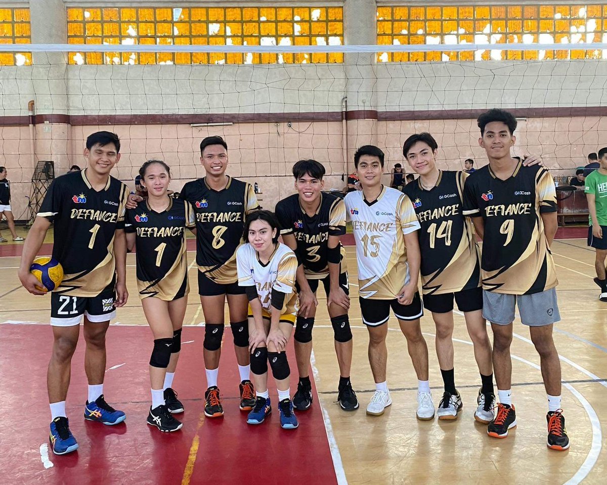 vellatrixlethe's tweet photo. The next generation 🏐🐯 #GoUSTe #TeamDefiance https://t.co/4g0w0fKx7O