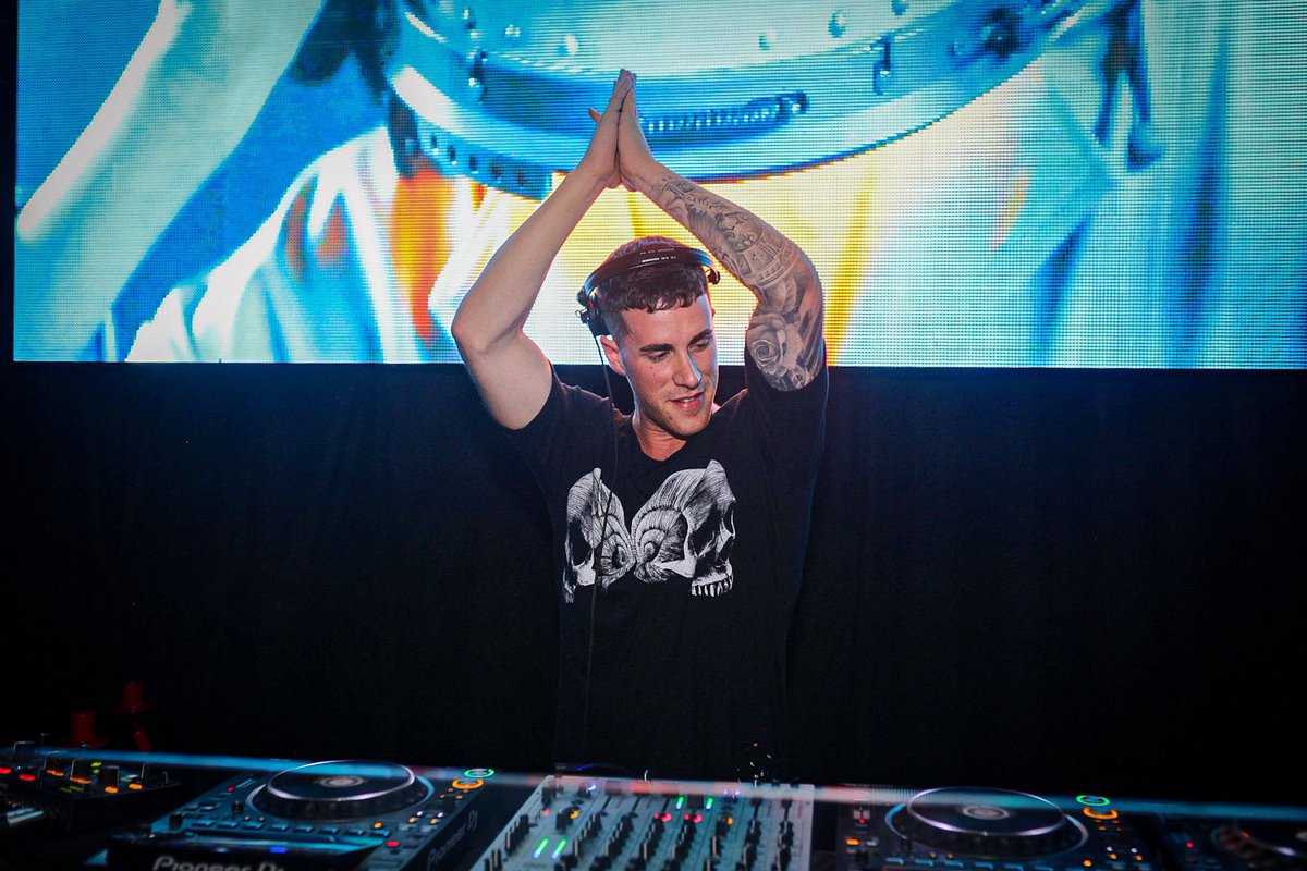 Medellín what a night!!! Gracias Sonorama 🇨🇴🙌🏻❤️‍🔥