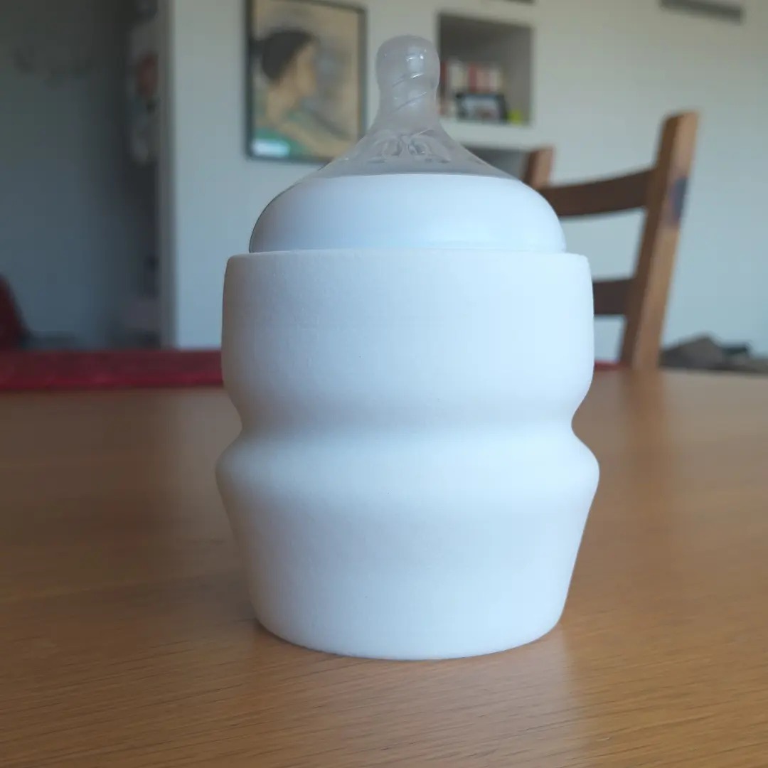 recreus3D's tweet photo. Delighted to show you this application and #3Dprinting #design of #PhilipsAvent 125ml bottle sleeve, to protect and soundproof its falls and bumps, #3dprinted with #Filaflex 82A.
Great example of applicability of the elastic #TPU material #Filaflex. https://t.co/wbjmFLBxCK