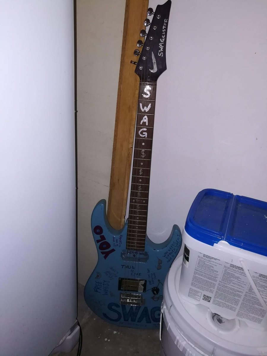 Cursed guitars tweet media