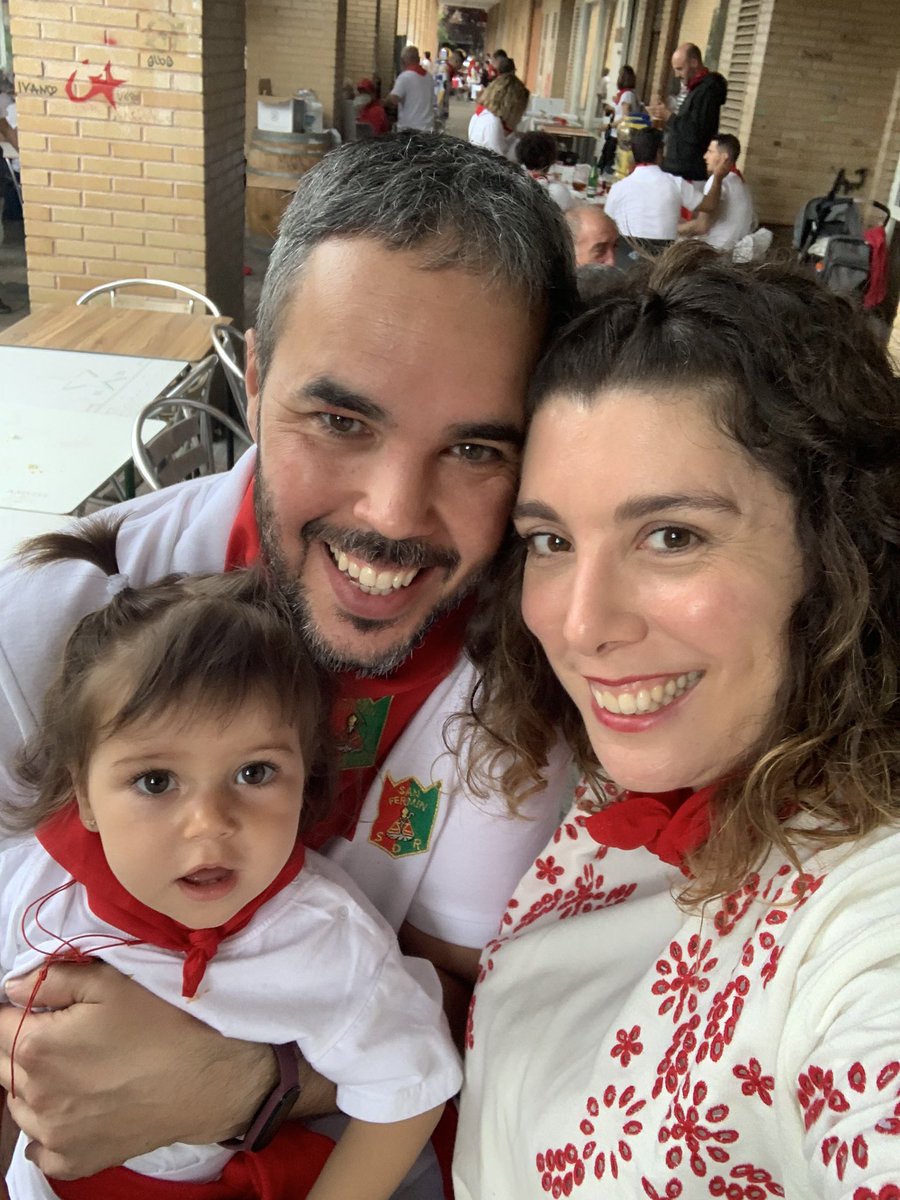 Noeltii's tweet photo. @NavarraTV Viva San fermin!! #SanFermínNATV https://t.co/SVSR45z9AT