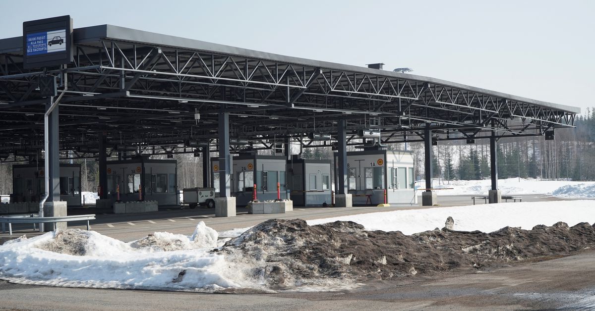 A view of the deserted border station stalls at the Imatra border crossing point with Russia, amid Russia's invasion of Ukraine, in Imatra, Finland March 23, 2022. REUTERS/Essi Lehto/Files