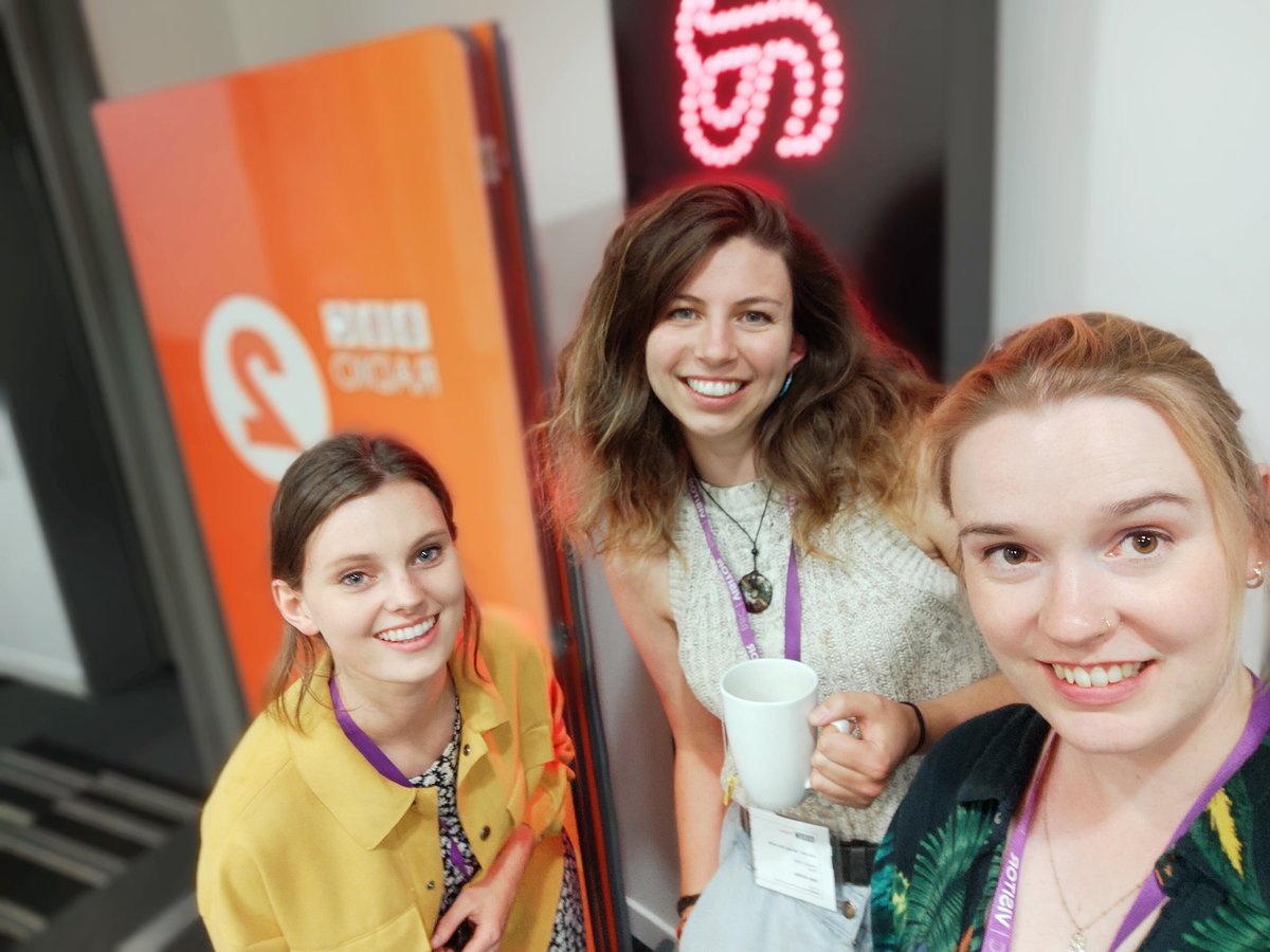 We are still in shock from playing on @BBCRadio2 last night! Huge thanks to the #folkshow for having us 🤩 bbc.co.uk/programmes/m00…