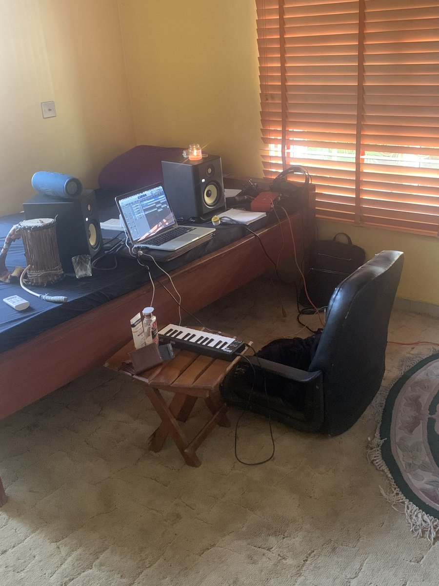 temsbaby's tweet image. Where I made FOR BROKEN EARS.