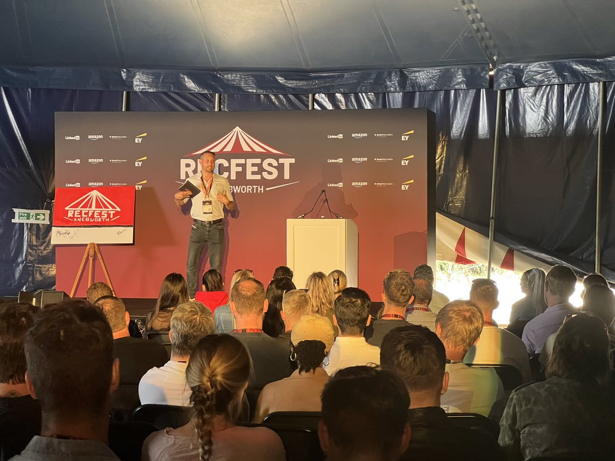 🗣Daniel Goldstein on stage right now:                     “If organisations want to achieve their incredible missions, they have to think differently about the way they hire and retain talent”.

#recfest2022 #talentaacquisition #togetherincredible