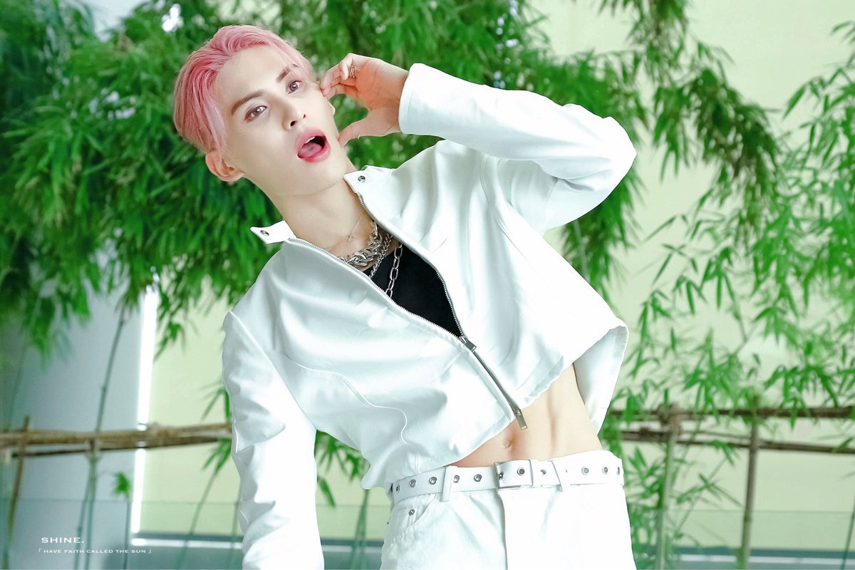 220706 HQ

.💚

#SF9 #에스에프나인                      
#유태양 
#YOOTAEYANG