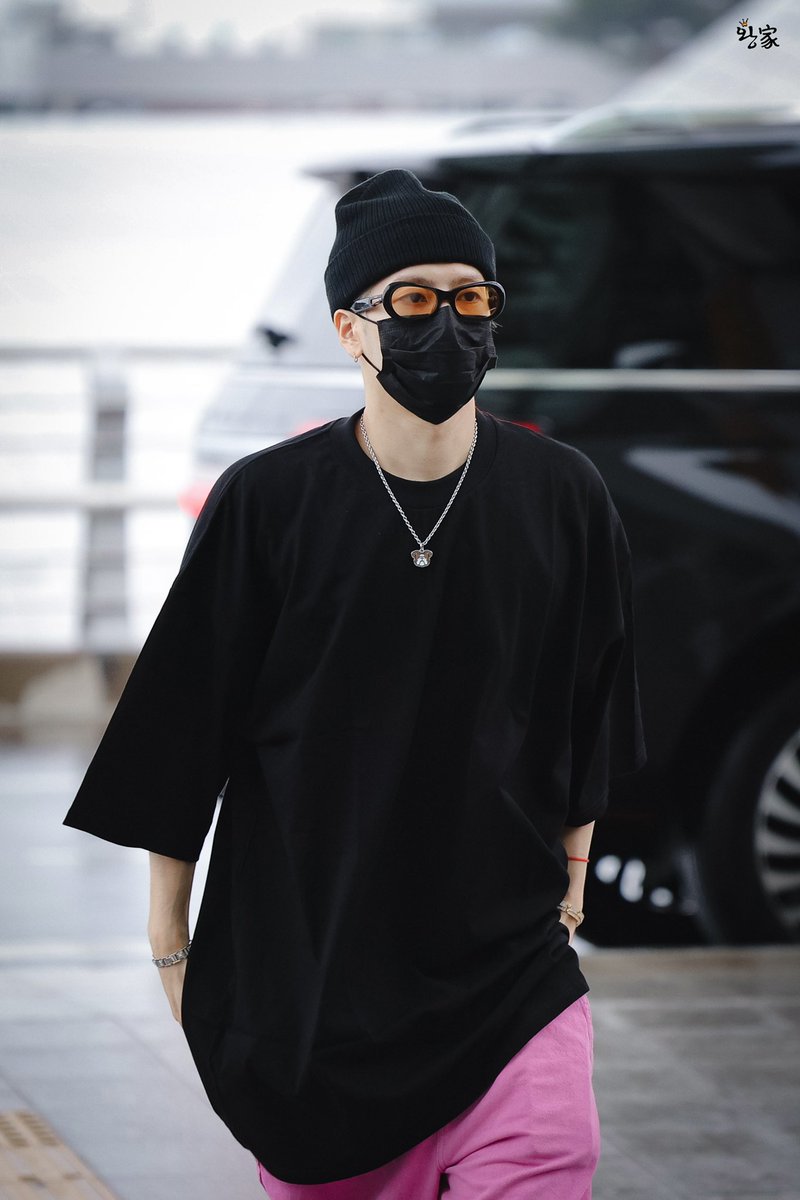 Wangga0328's tweet photo. 220707 🥰🥰
@JacksonWang852 
#JacksonWang  #잭슨   #王嘉尔 #TEAMWANG https://t.co/5KN3nPNnus