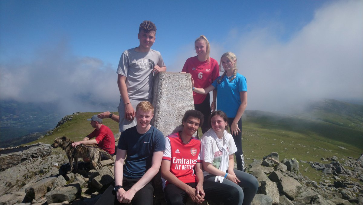 QG07 bossing Cadair Idris on their final day 😎