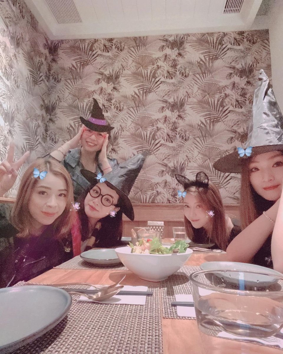 aidi37840073's tweet photo. 开心的一天，小聚小聚🥰🥰 https://t.co/B24oBnybjm