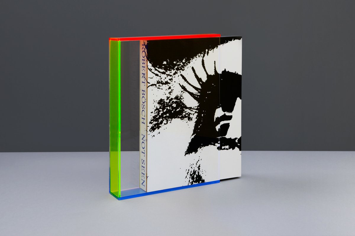 Our book design for #NotSeen by Swiss photographer Robert Bösch. #Flatbook printed and bound by <a href="/bubu_ch/">Bubu.ch</a>