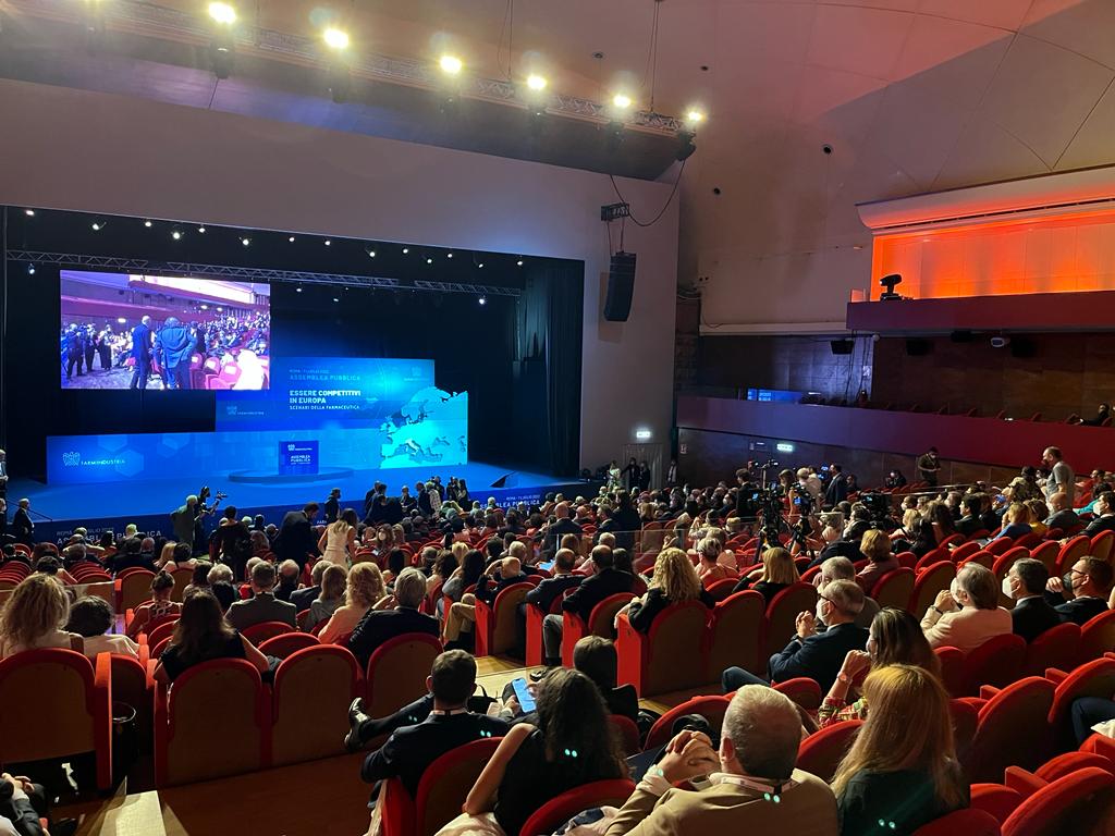 FarmindustriaTW's tweet photo. Si è conclusa #AssembleaFarmindustria22. Grazie a tutti! https://t.co/WvfcjARUQF