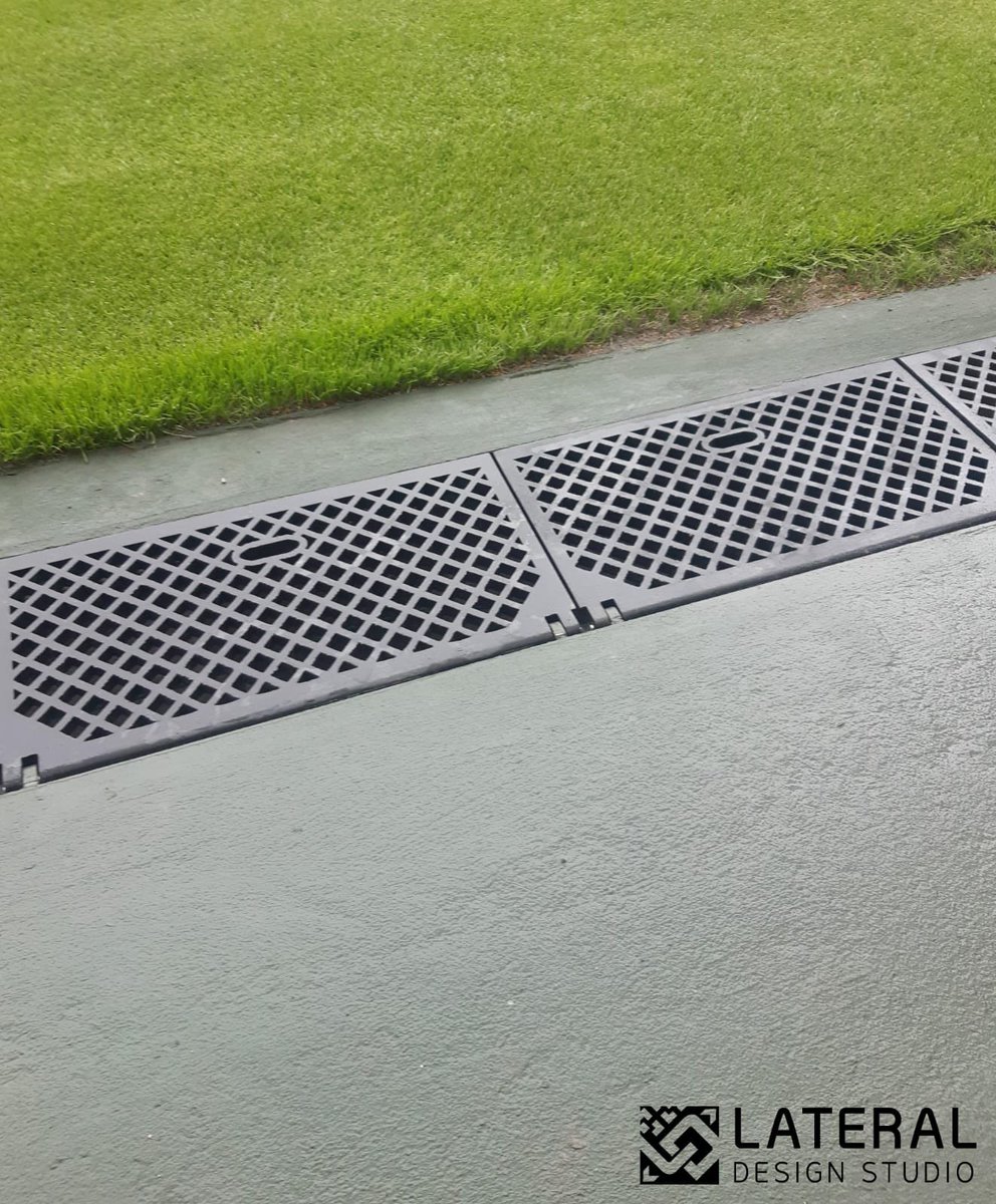 Lateraldesignst's tweet photo. The GRATE Freya Ridings playing the Piano at the 100 Year Centre Court Celebration. We designed, deliver the ultimate quick access cast iron ground grates system. Elegant, Stylish, Classic in appearance, but fully functional #urbandesign #landscapedesign #architecture #WIMBLEDON https://t.co/I1wK1NKmuU