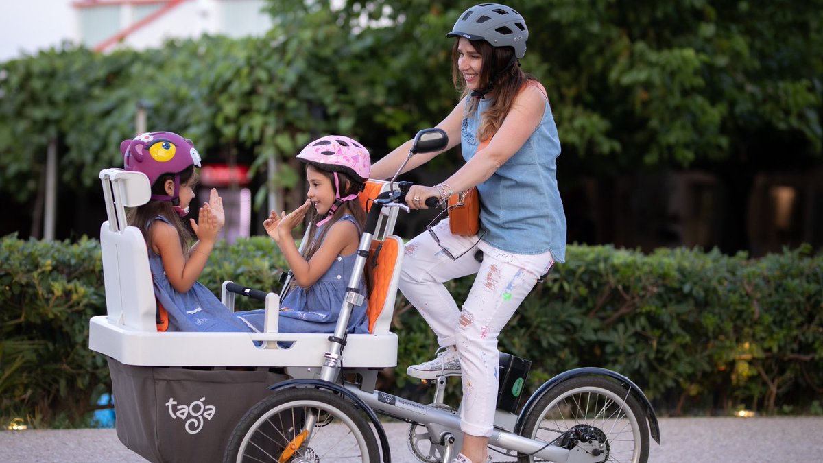 Cerchi un mezzo sicuro per trasportare i bambini in bicicletta? Ti presento taga Family bike una bici stabile e divertente da guidare! #lastenfahrrad #bicipieghevole #bicielettrica #tagabike #tagabikes #cargobikes #cargobike #donnobikes #igogreen #citybike #sanbenedettodeltronto