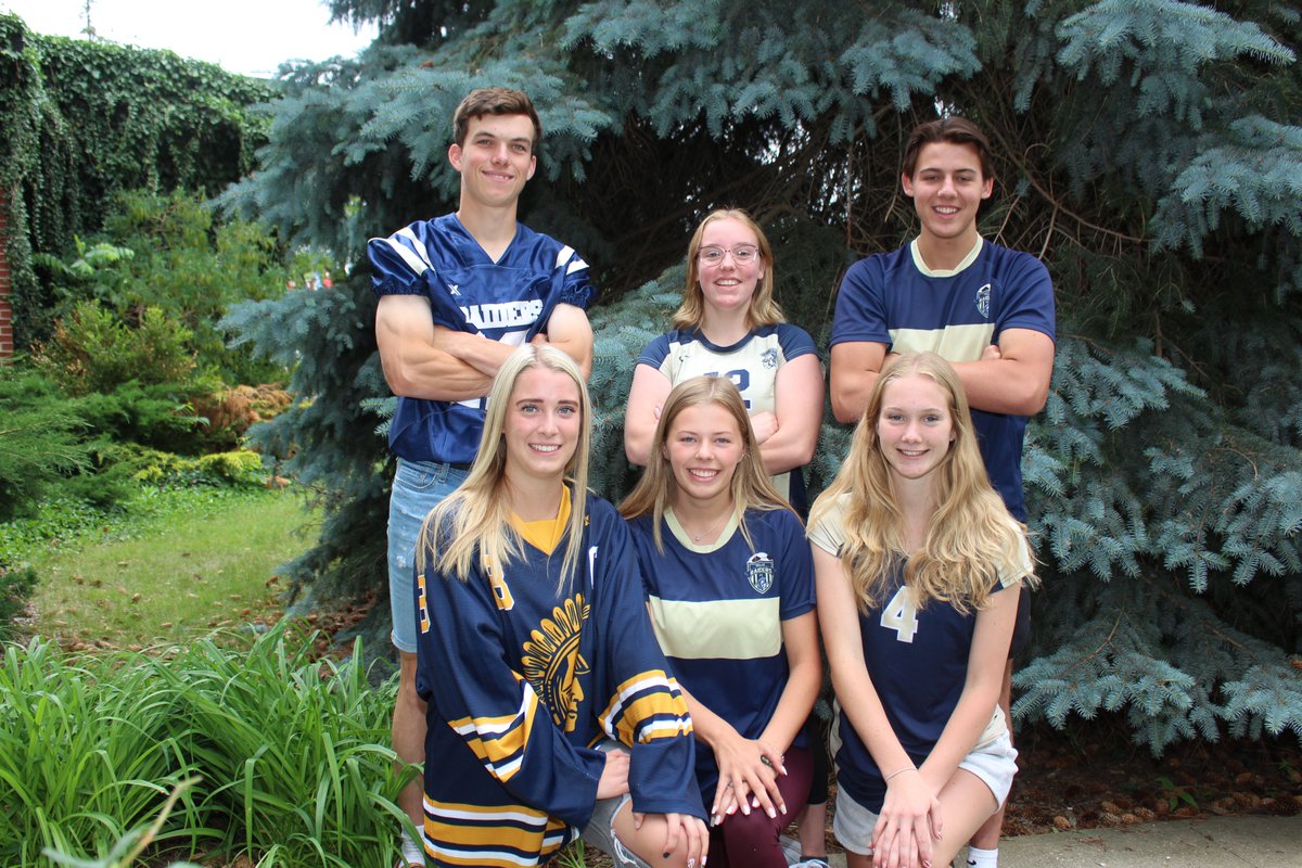 dleather70's tweet photo. Congrats Adam, what an end to your High School career.  MVP of the Football team, CWOSSA Badminton Gold medal, one of 6 Coaches Awards and capped off by being named the Sr. Male Athlete of the Year! Excited to see what awaits you at the Univ. of Waterloo!
Hard Work Pays Off!! https://t.co/RA3jkPBphB