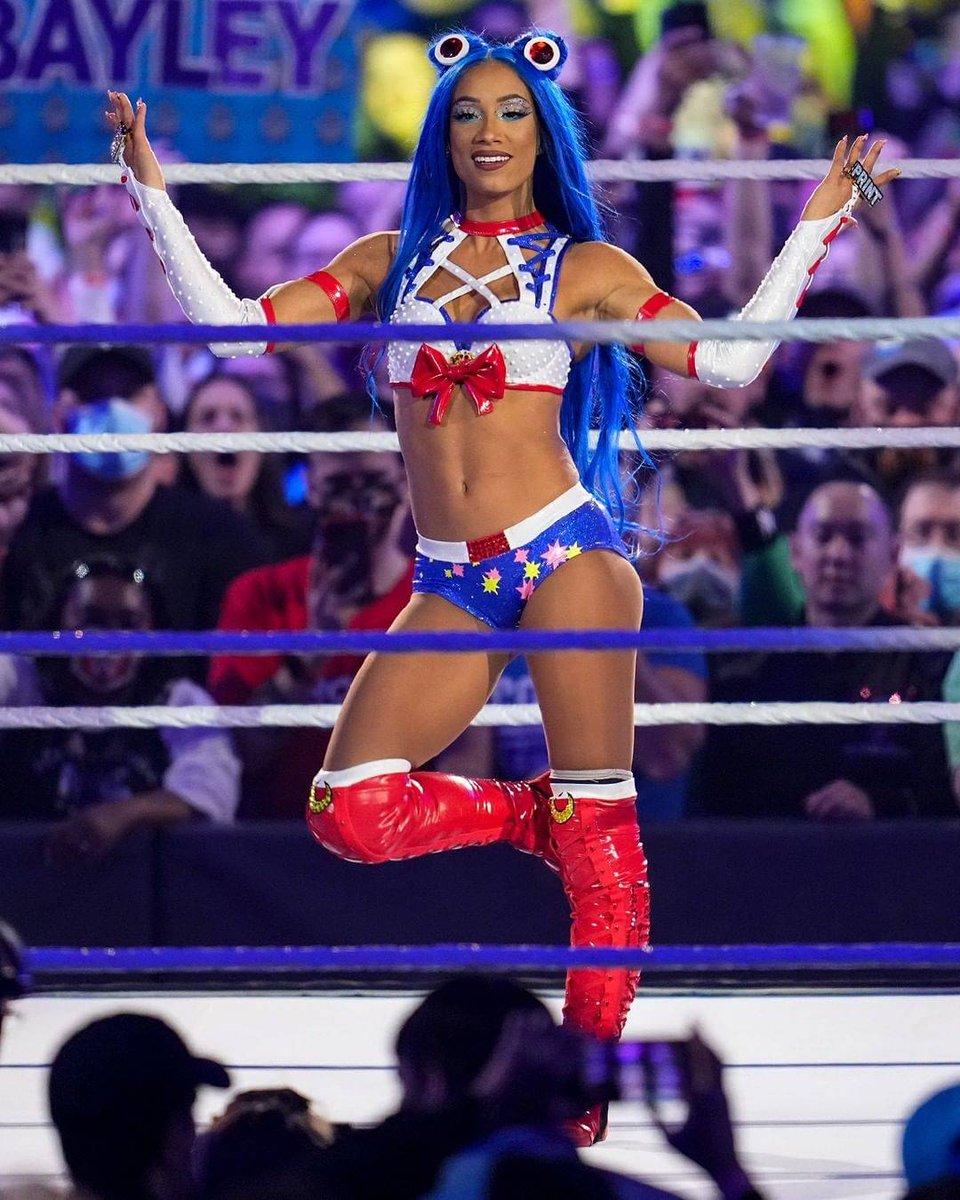 ProWFinesse's tweet photo. Sasha Banks cemented herself as one of the best wrestlers in the world. She changed the game forever. Her influence will never go unnoticed. https://t.co/ObztX6nMDx