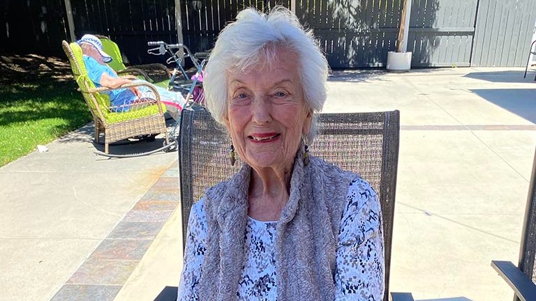 Our talented Memory Care artists take a turn at painting birdhouses! #lovelifehere #VenturaTownehouse #memorycare #retirementcommunity #venturacalifornia