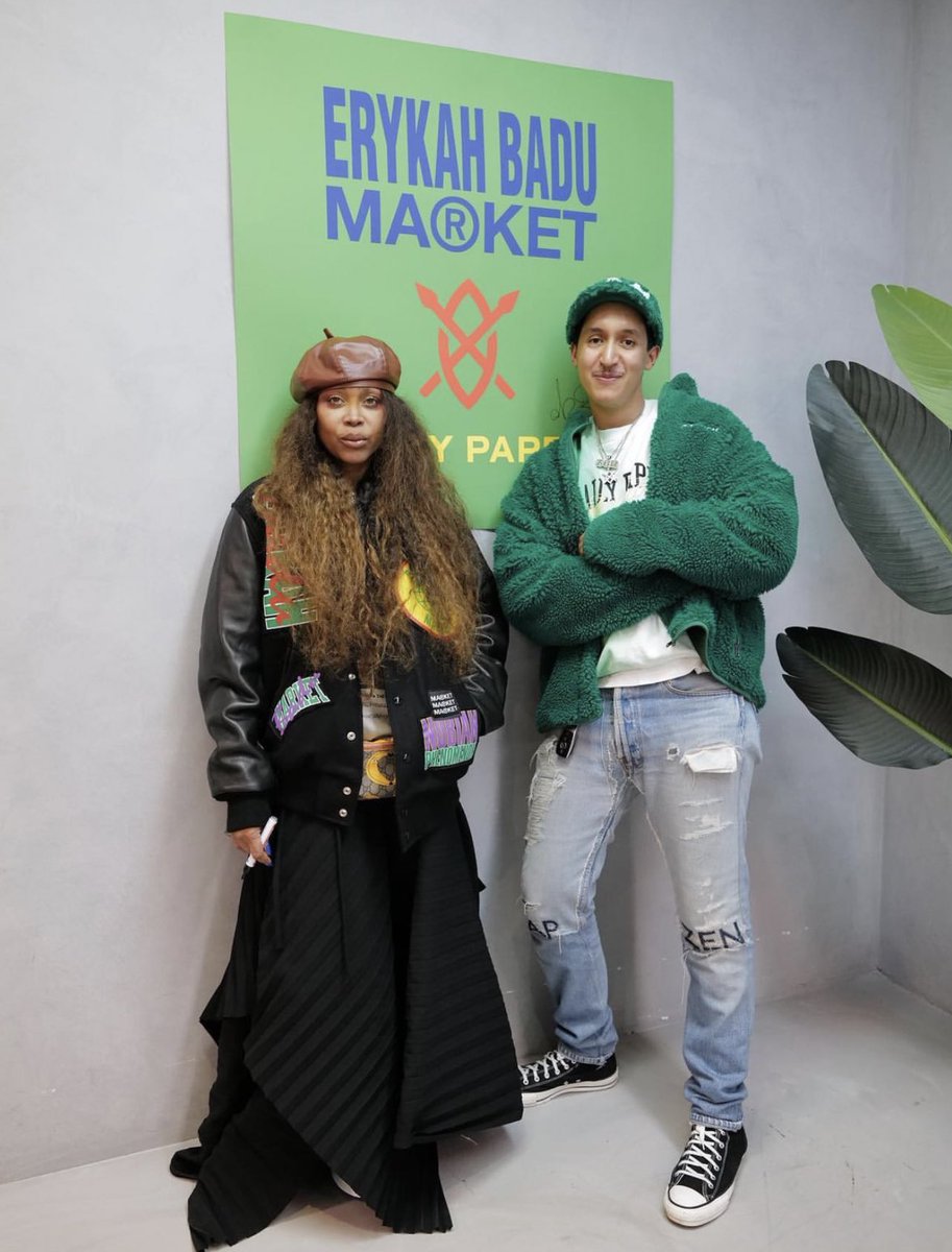 Outlander Magazine tweet media