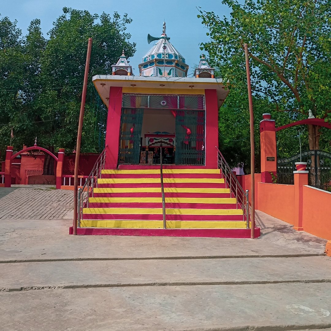 Shanidev temple sultanpur uttarpradesh
Also checkout on pindle app
#pindleindia #pindlegems 
<a href="/Pindle_India/">PINDLE INDIA 🇮🇳</a>

pindle.io/web/share?sid=…