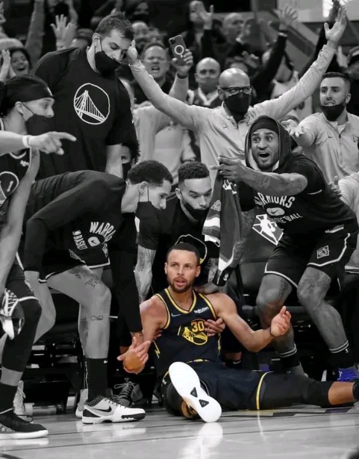 WarriorsMuse's tweet photo. 🥺 https://t.co/B6jWLkt8je