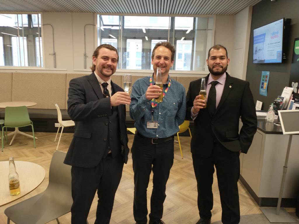 Spencer_D60's tweet image. Great to finally celebrate @CMMBristol graduation in person with lab alumni @BioRoberP and @aerosolbob, and really happy to see how both have moved on to bigger and better things