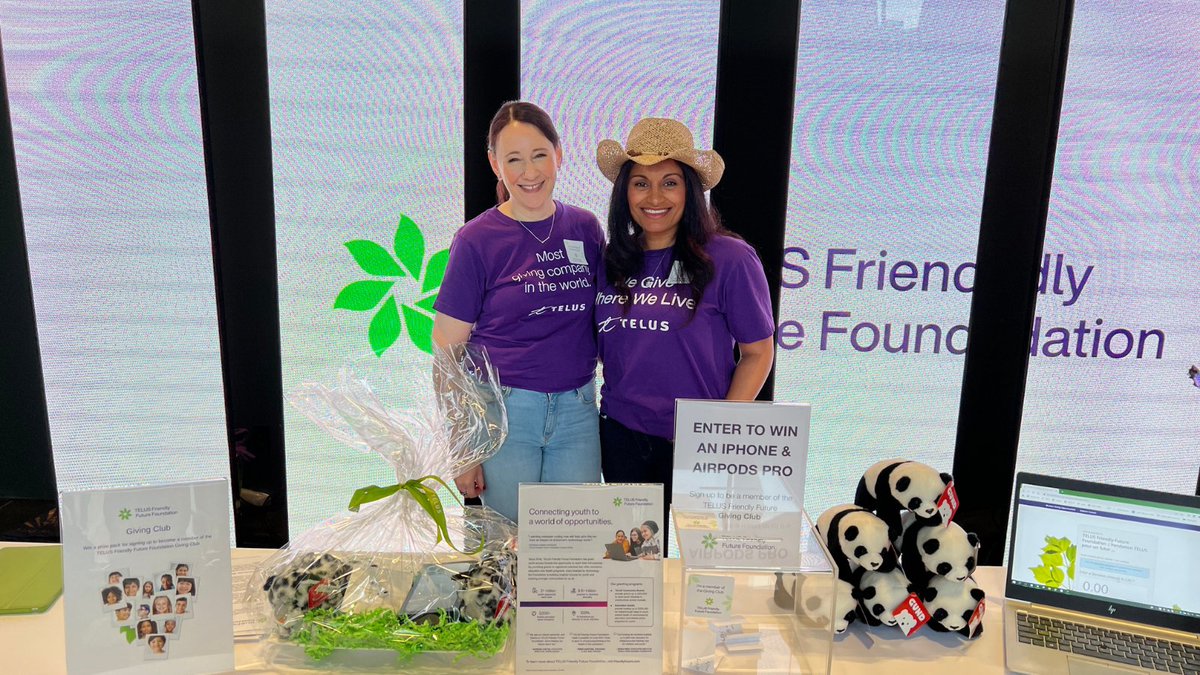FriendlyFuture's tweet photo. It's an absolute pleasure to engage Calgarians and fellow @TELUS team members about all things community giving! And oh yes, that's Allen the Alpaca sharing good vibes :) #TELUSSky https://t.co/ntLlBnBuyj