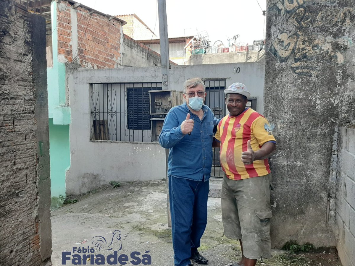 Coimbrajrc's tweet photo. Hoje na Comunidade Morro da Fé na zona leste com as lideranças Vanderlei e Antônio, onde fizeram várias reivindicações, uma delas é a limpeza na av. Cangaiba que já é um ponto viciado, pedem uma solução para resolver o problema no local.  
Protocolo n°28855175 
Faria de Sá https://t.co/E1TSGT2cCm