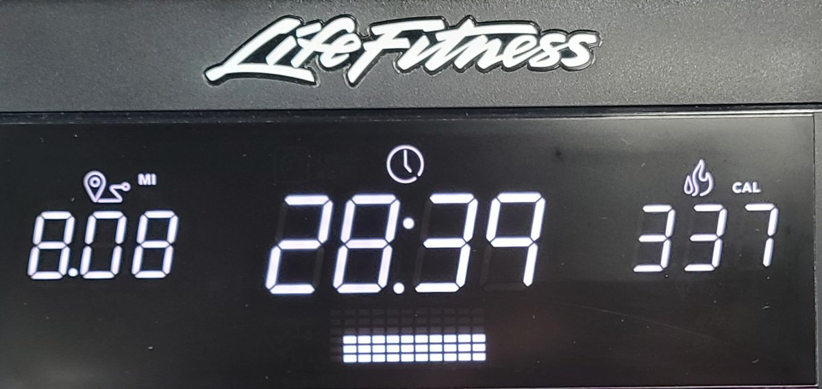 BSzeusBS's tweet image. Jeffers 2️⃣
#SeahawkHRChallenge