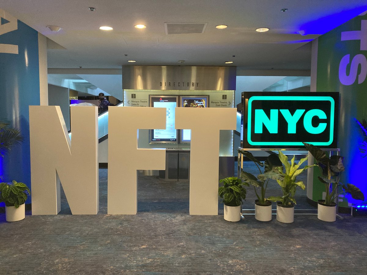 CryptoWars NFT tweet media