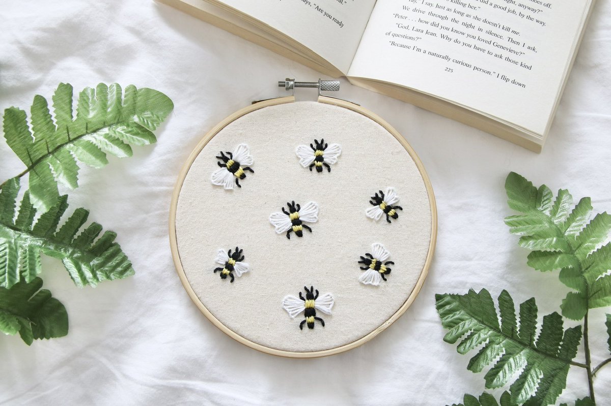 Zoehware's tweet photo. Think I’d cry if I actually managed to sell an embroidered hoop or two 🥹💛

https://t.co/YagcvIisNo https://t.co/sztPjuKicK