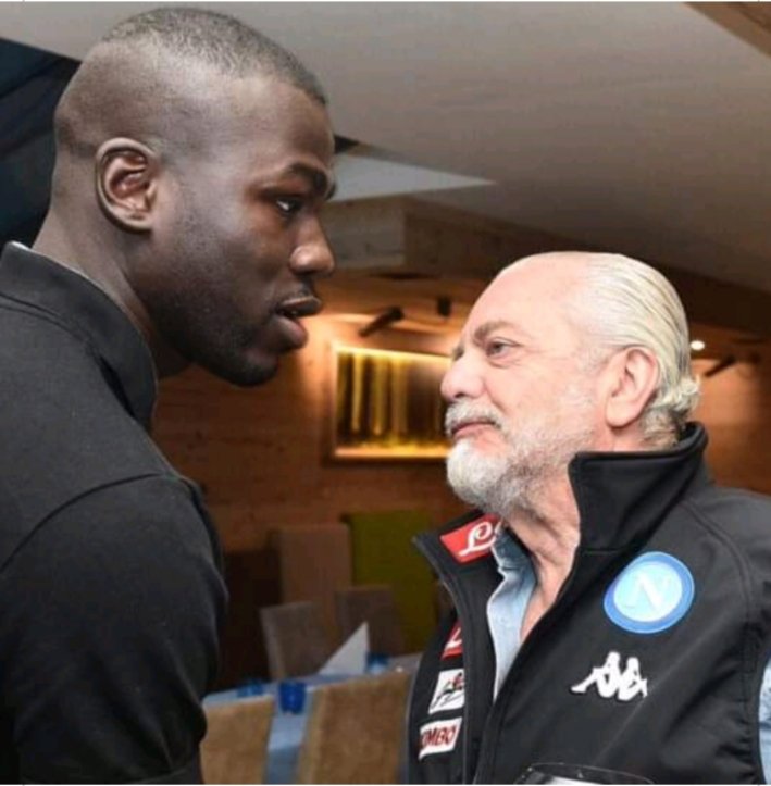 AngeloCriscio's tweet photo. 🔴 #Repubblica - Maxi offerta di #ADL a #Koulibaly per beffare la #Juve!
GLI AGGIORNAMENTI: https://t.co/3iA542KWQX https://t.co/yH6FDtcT1u