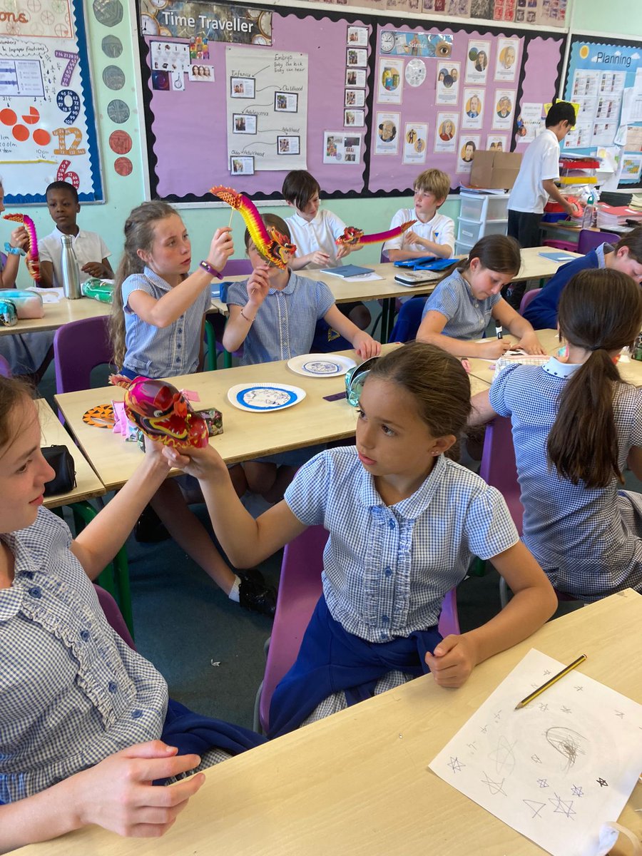 TewinCowper's tweet photo. Year 5 spent Countries and Cultures day learning about Chinese culture. Thank you Brandon for sharing Chinese dragons, lanterns - and delish Pineapple Buns! 🍍 https://t.co/UFZaK37YSv