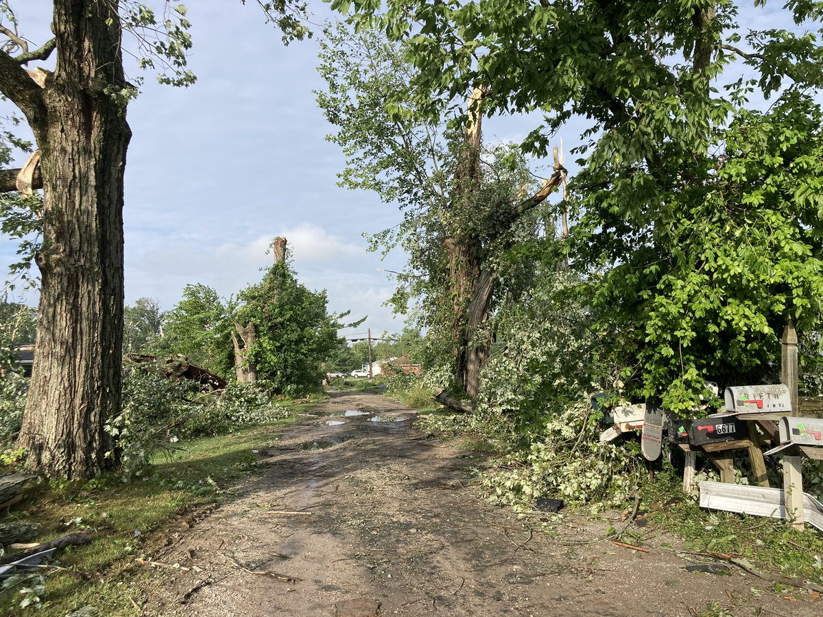 Out in Goshen today after the tornado yesterday. Lots of downed trees, power lines and destroyed homes. <a href="/Quinlan_Bentley/">Quinlan Bentley</a>, <a href="/ldufour/">Liz Dufour</a> and I will be out here all day. <a href="/Enquirer/">Enquirer</a>